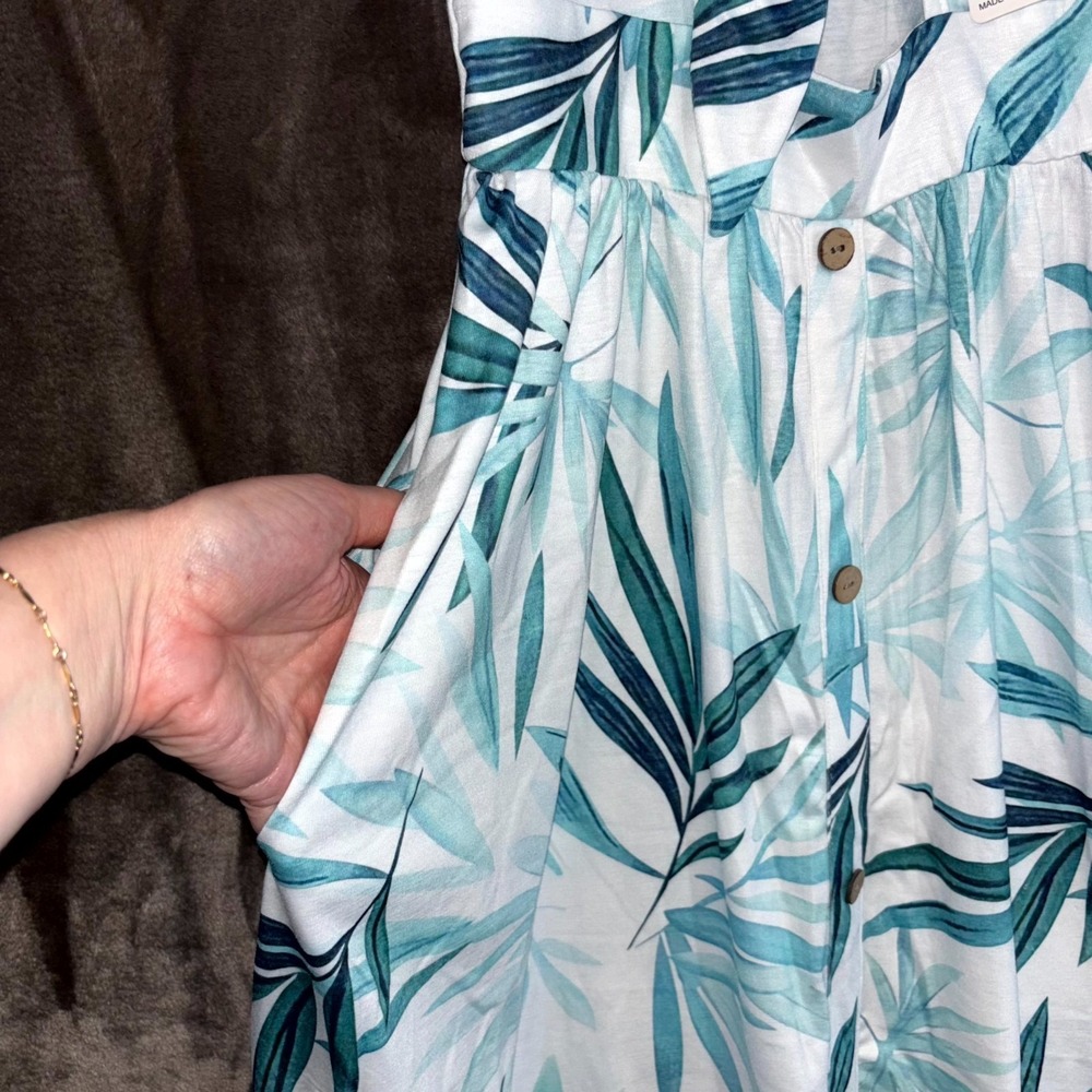 VOTEPRETTY Womens Tropical Sundress Medium Tie Front Button Front Summer NWT - Picture 3 of 11